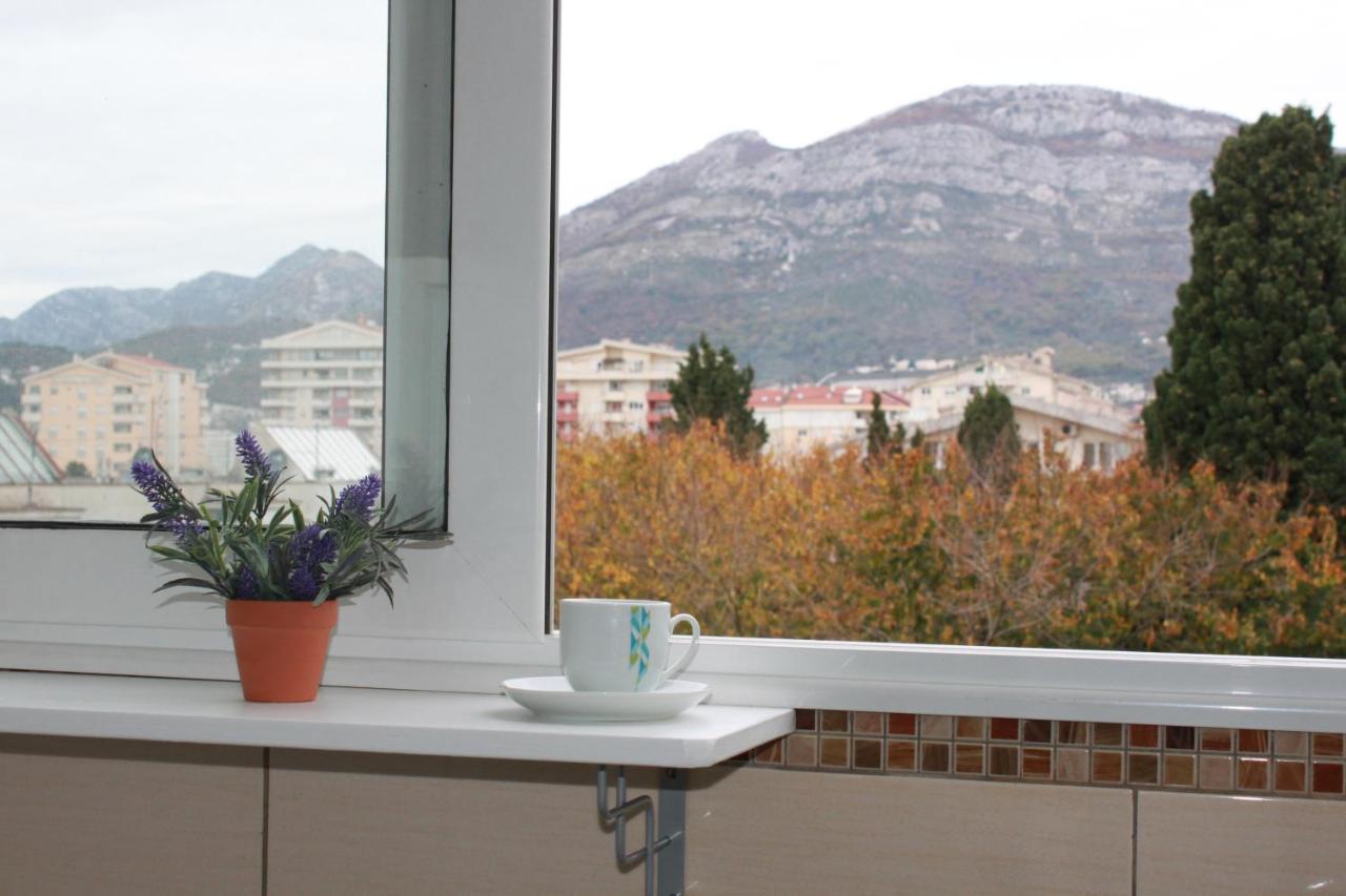 Apartment Emili City Center Bar Buitenkant foto